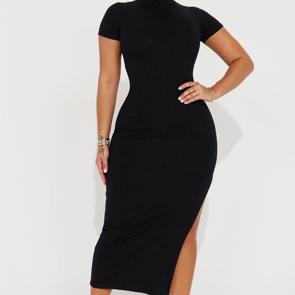 Karissa Ribbed Mock Neck Side Split Maxi Dress - M